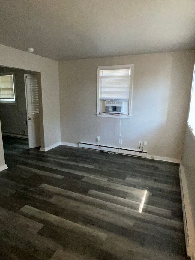 Photo - 7919 Redmon Rd Unit 7919 Redmon Rd Apt B