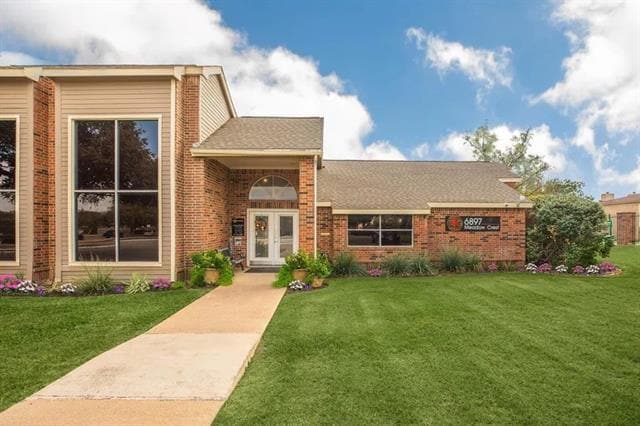 Building Photo - 6897 Meadow Rd