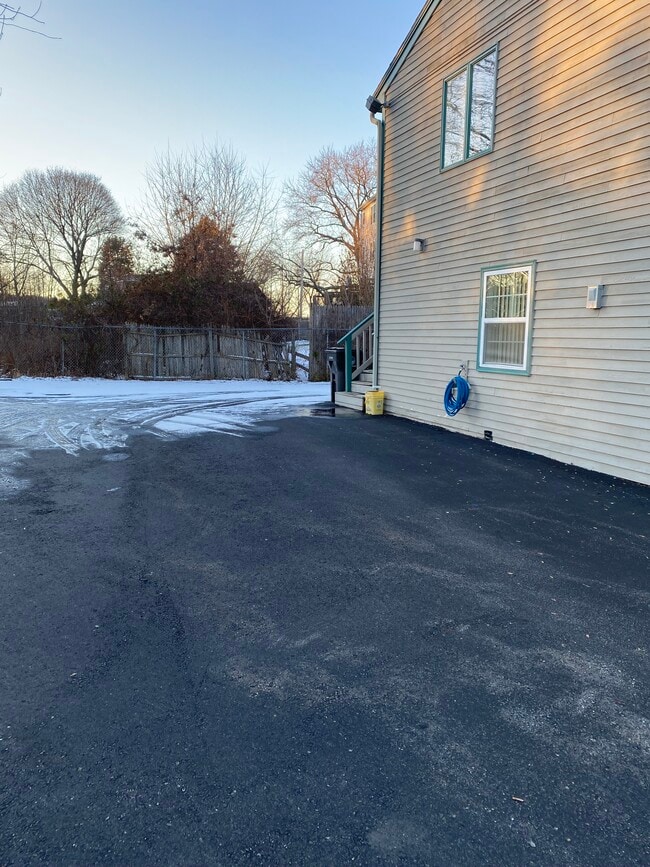 Photo - 1181 Boston Rd Unit # C