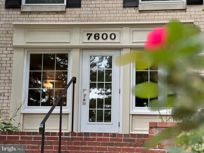 Building Photo - 7600 Tremayne Pl Unit 103 Rental