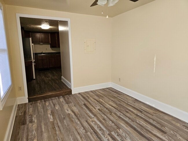 Photo - 302 Alder St