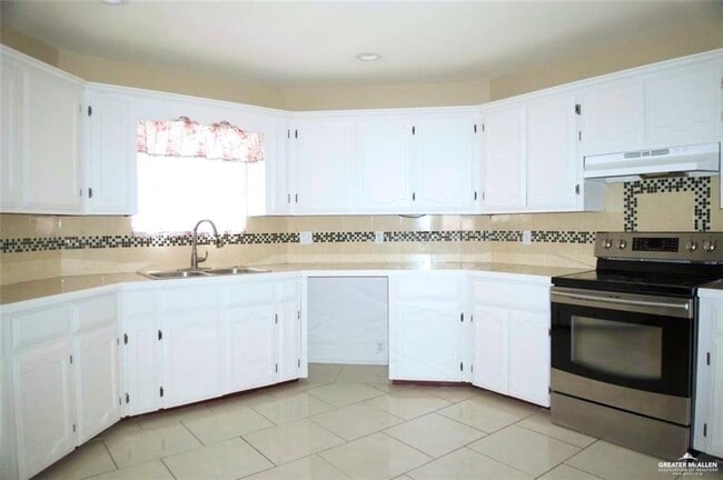 Photo - 11 Tulip Cir