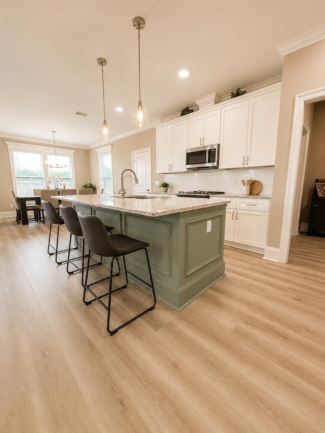Photo - 94 Springdale Dr