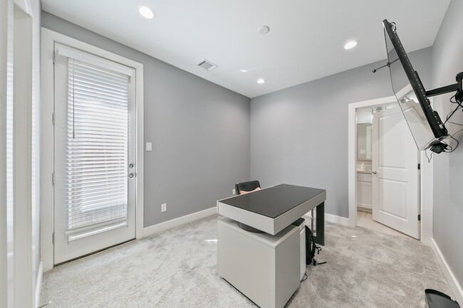 Photo - 4032 Buck St Unit A