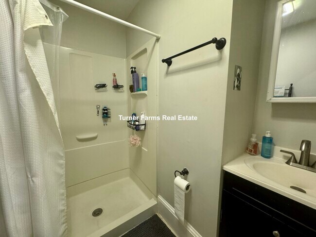 Photo - 717 Parker St Unidad 1