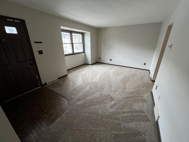 Photo - 6022 Applecrest Ct