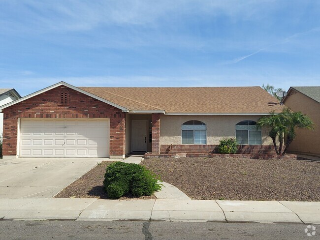 Building Photo - BEAUTIFUL GILBERT HOME!!