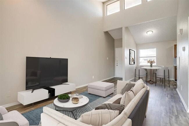 Building Photo - 1000 River Bend Dr Unit B4-0105 Rental