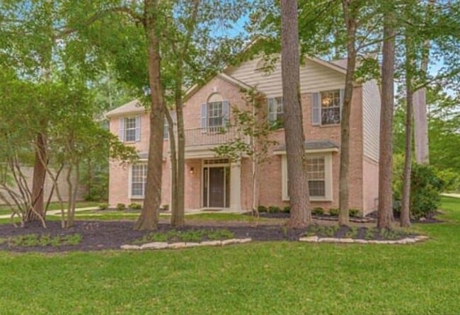 Building Photo - 2 Twin Feather Pl