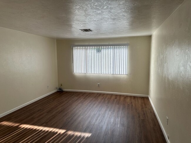 Photo - 2902 S University St