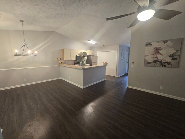Photo - 6764 Willowbrook Dr