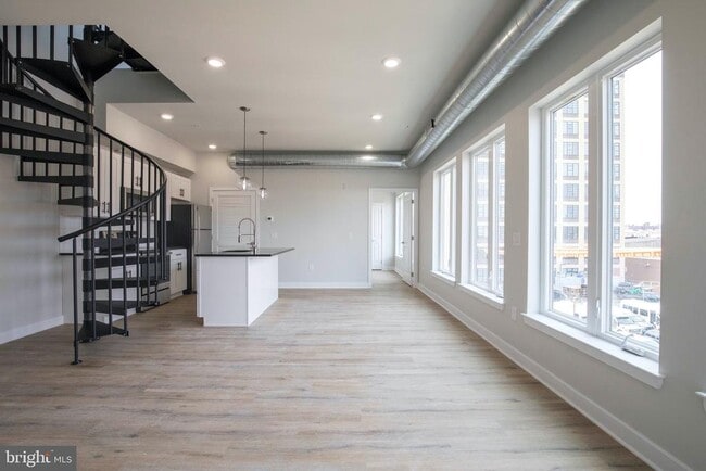 Photo - 2045 N 2nd St