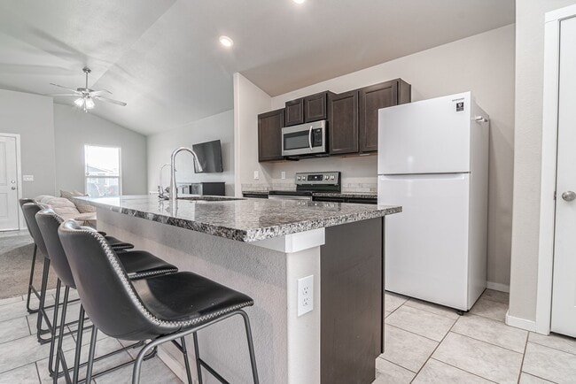 Photo - 1327 Masquerade Blvd