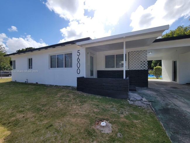 Photo - 5600 NW 3rd Ave House