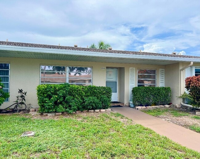 Photo - 20906 Sedgewick Dr House