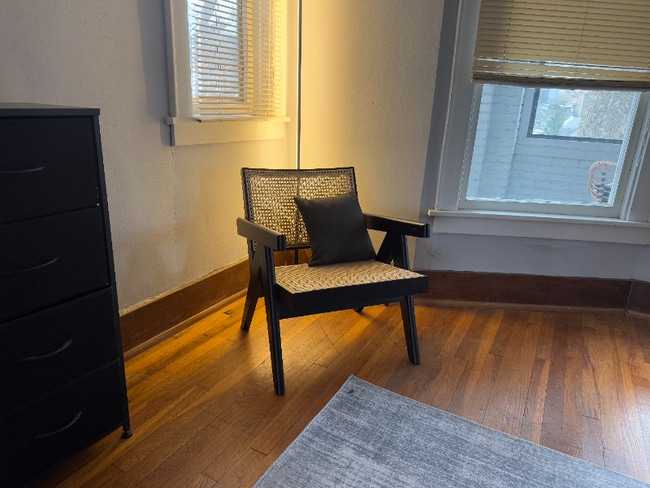 Photo - 40 Benjamin Ave SE Unit Ground