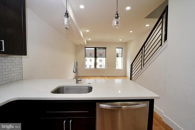 Photo - 2015 N 5th St Unit 2