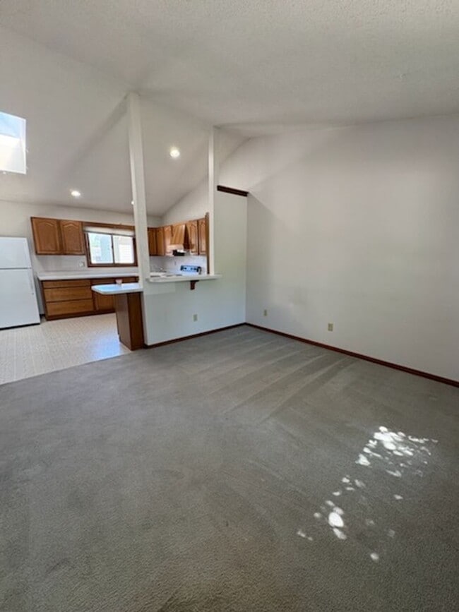Photo - 3 BEDROOM | 2 BATH | DUPLEX | WEST
