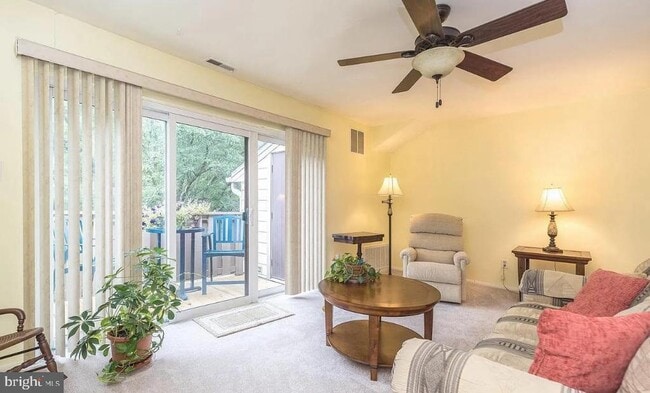 Photo - 608 Thornton Ct Unit 608