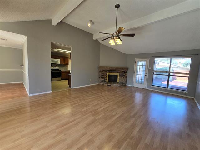 Photo - 877 Harvest Glen Dr