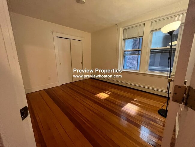 Photo - 19 South St Unit 2