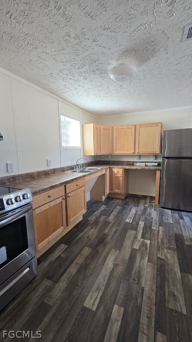 Photo - 4850 Pioneer 16th St