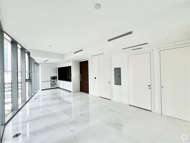 Building Photo - 300 Biscayne Blvd Way Unit 806E Rental