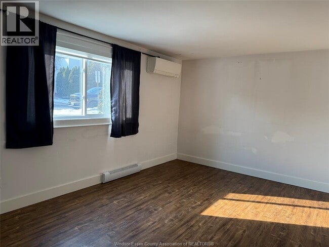 Photo - 1092 Gladstone Ave Unité 1