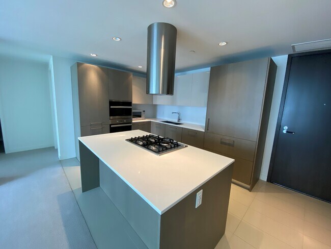 6633 Pearson Wy Unit 503