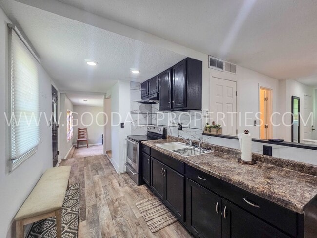 Photo - Charming 3-Bedroom, 1-Bath Home in Southwest Des Moines