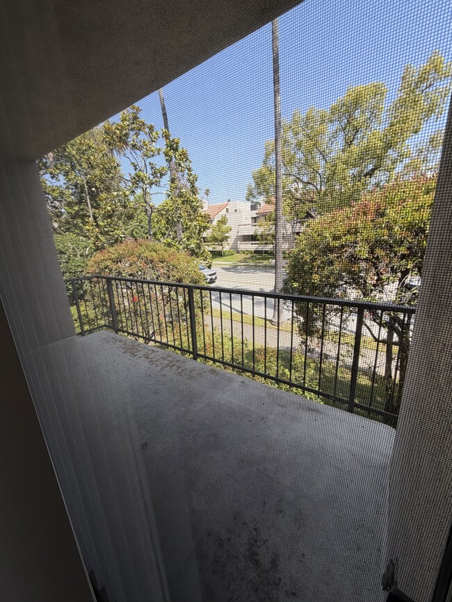 Photo - 400 E California Blvd Unidad 12