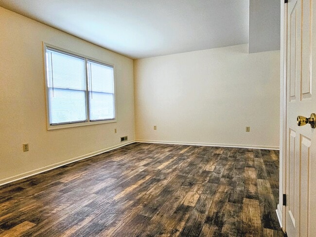 Photo - 11 Oriole Dr