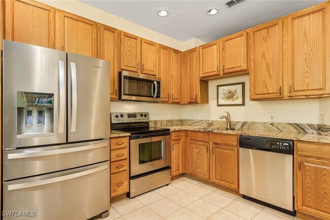 Photo - 7780 Woodbrook Cir Unidad 2704