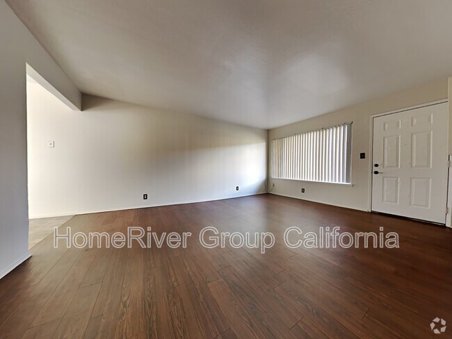 Building Photo - 2125 North Ave Rental