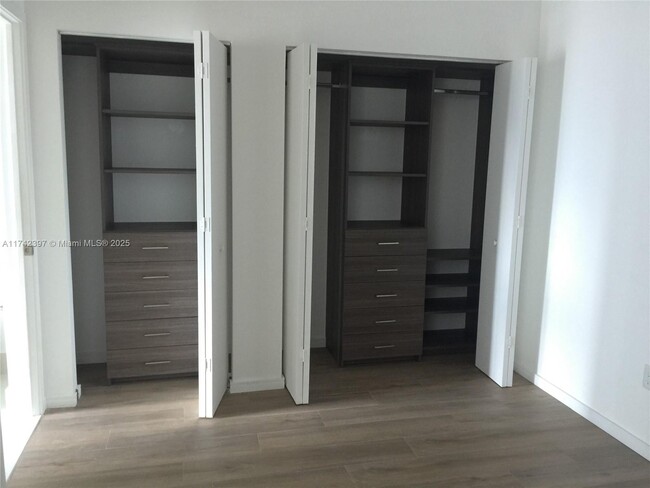 Photo - 1100 S Miami Ave Unidad 1902 Rental