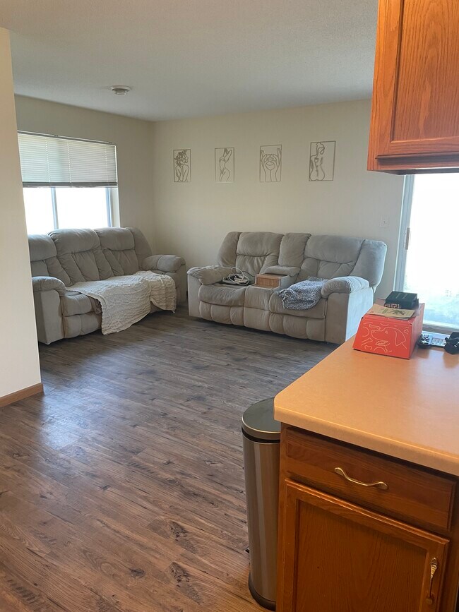 3353-3355 Sundet Rd Unit 2BR/1BA