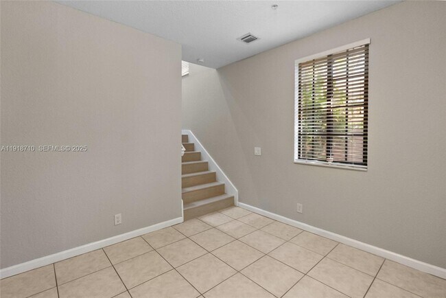 Photo - 2649 Center Ct Dr Unit 2-7