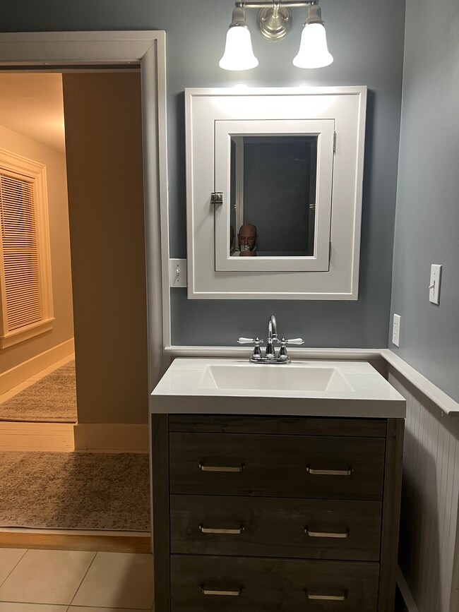 Photo - 955 Woodbury Ave Unit 1