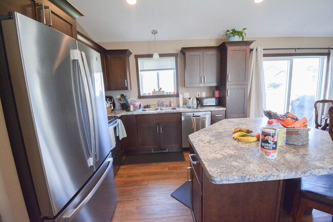 Photo - Beautiful and Spacious 4 Bedroom 3 Bath Available For Rent!