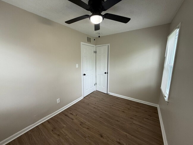 Photo - Fully Renovated 3-Bedroom Home – Move-In R...