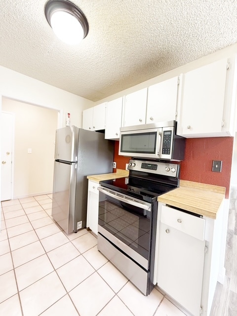 Photo - 924 Shorewood Dr