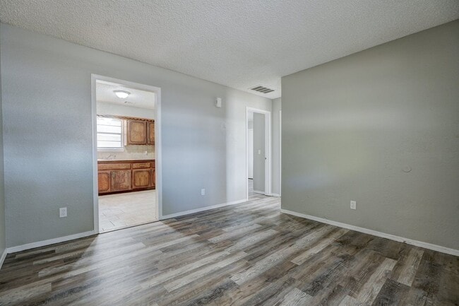 Photo - 2 bed, 1 bath apartment in noble, ok Unit 5