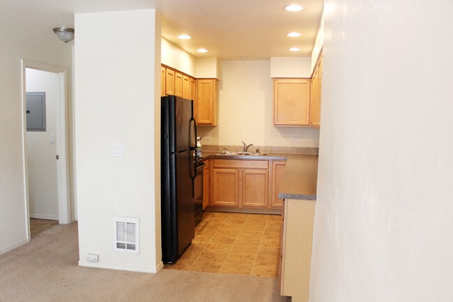 Photo - 419 NE Morton St