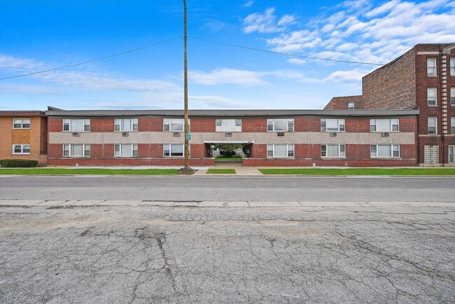 Photo - 6606 Windsor Ave Unidad 1E Rental