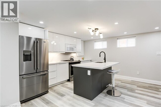 Photo - 22 N Heights Rd