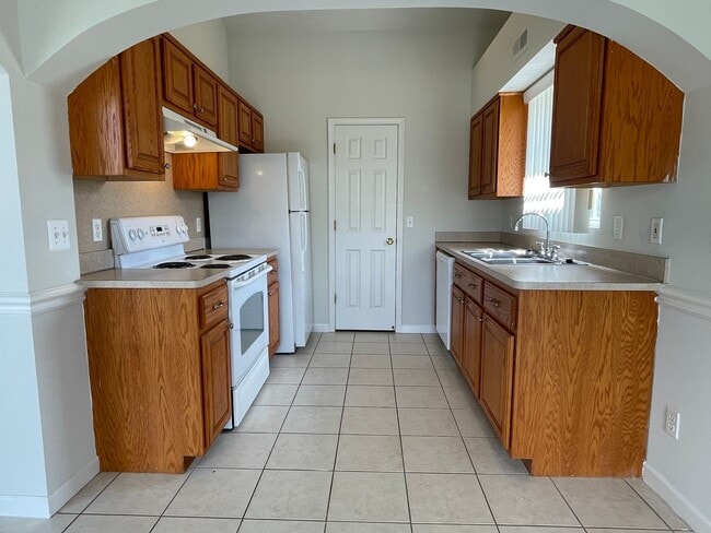 Photo - Shelby Township 2 Bedroom, 2 Bath Condo-St...
