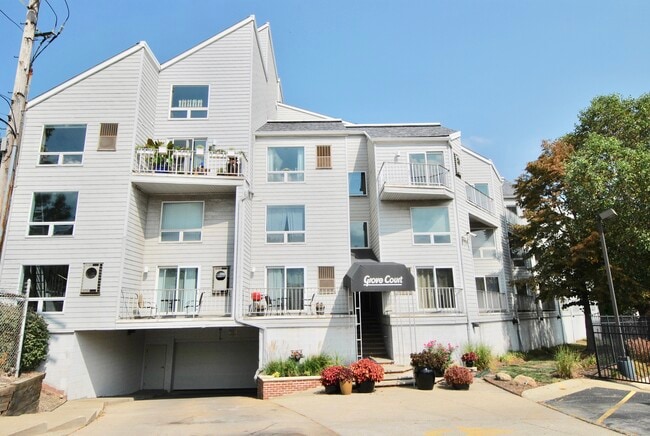 Building Photo - #409 Grove Court Unit 409