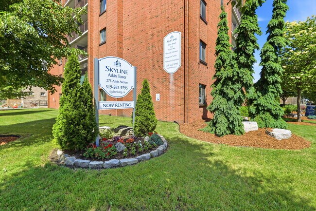 Photo - Askin Tower Apartments