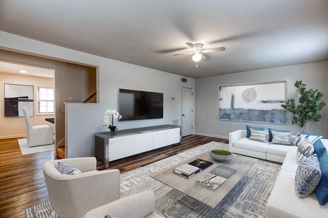 Photo - Stansbury Manor