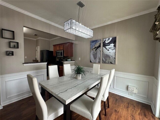 Photo - 1831 Durwood Ln